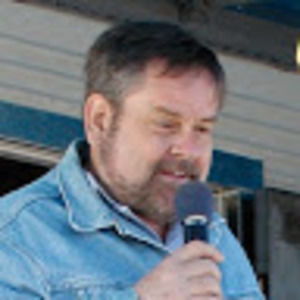 Meet your Posher, Stuart